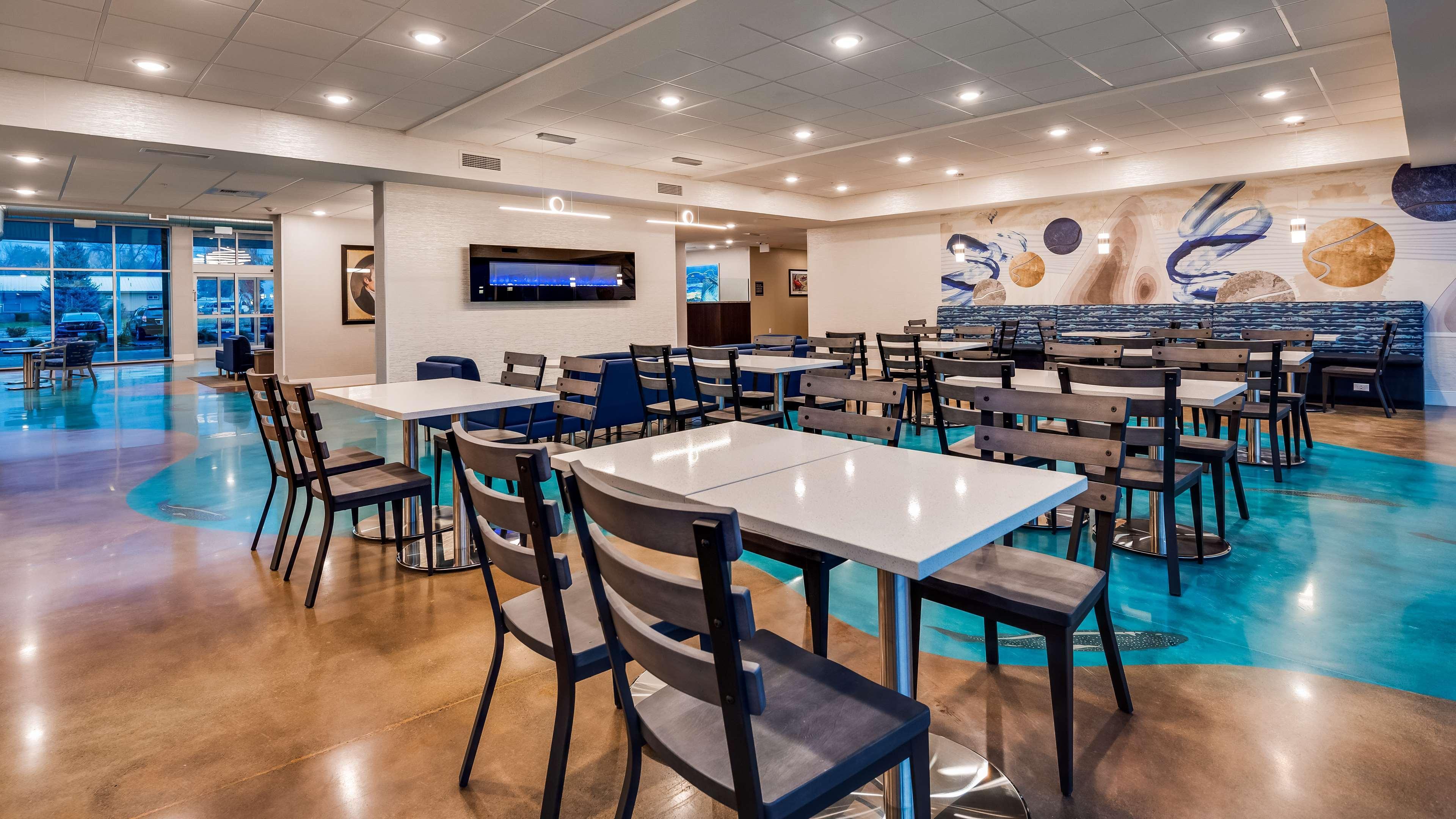 Best Western Plus The Inn At Hells Canyon Clarkston Exterior photo